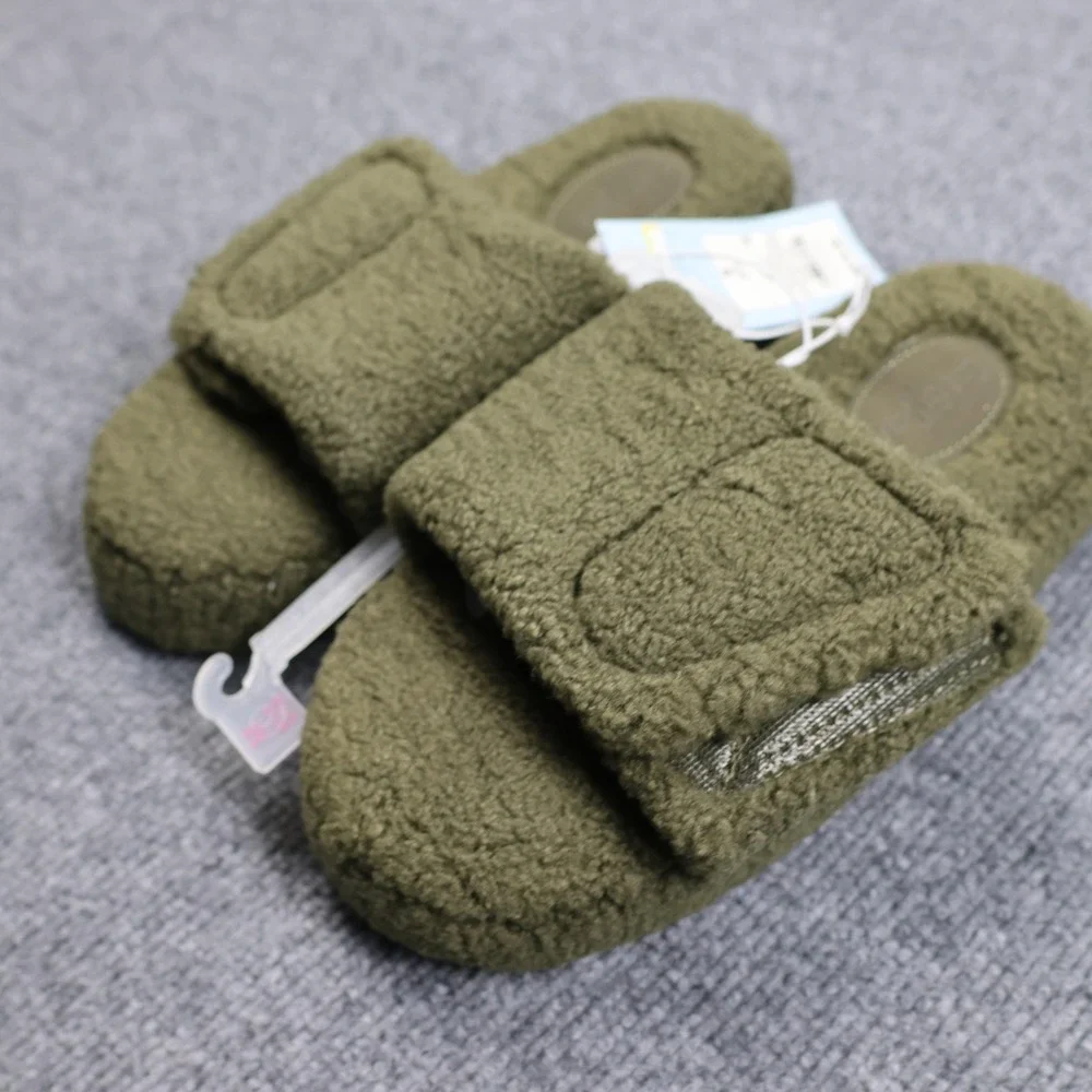 Cat & Jack Slippers Youth Size 2/3 Green Fuzzy‎ Sherpa Slide Open Toe Hook Loop